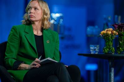 FN-sambandet kutter ti årsverk og stenger tre kontorer