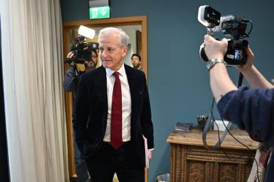 Støre reiser til Davos