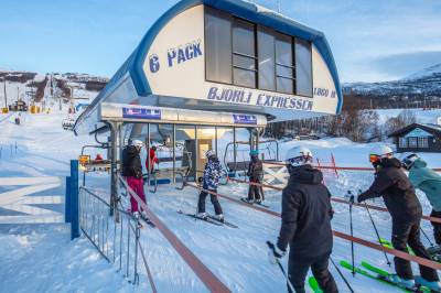 Prissjokk i skibakken: Heiser prisene 35 prosent