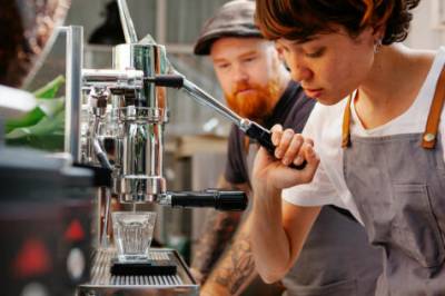 (+) Norske arbeidsplasser er lovpålagt å sikre et godt arbeidsmiljø. Nå blir loven enda tydeligere