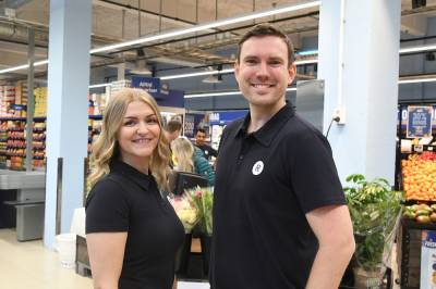 width=device-width, initial-scale=1