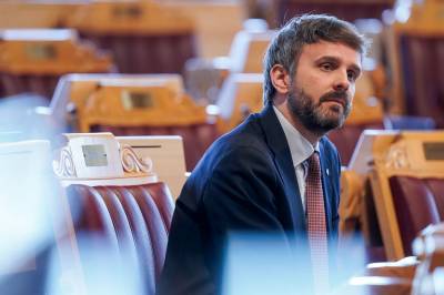 Hvem snakker helseministeren til?