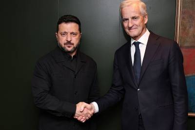 Zelenskyj og Støre møtte toppledere i forsvarsindustrien