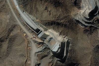 USA og Israel har bombet Irans atomprogram flere ganger. Bilder viser hvordan anleggene er gjenoppbygget.