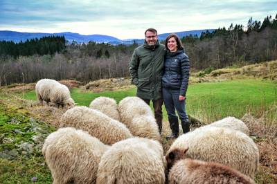 – Eg sa eg aldri skulle flytte hit. No vil eg ikkje vere nokon annan plass!