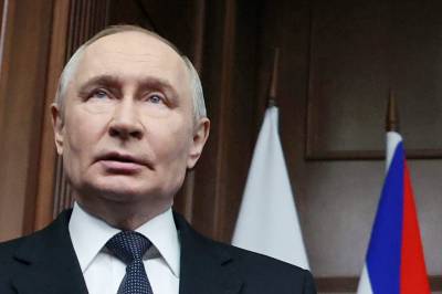 Putin: – Russland vil nå sine mål i Ukraina med militære eller diplomatiske mål