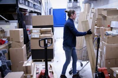 Kva skjer med arbeidsmiljøet når sjefen ikkje er eit menneske?