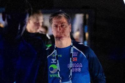 Leder laget tross avskjed