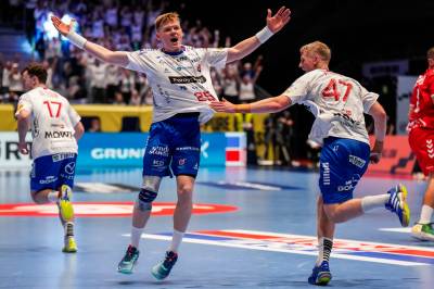 Elleville scener i håndball-EM – Færøyene i ekstase etter poeng mot Sveits