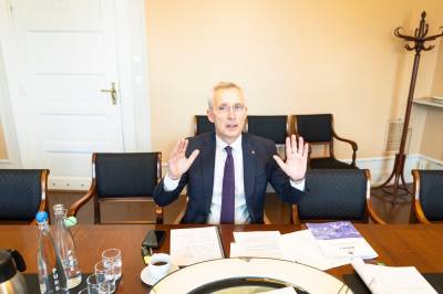 Slik vil Stoltenberg teste om Frp og Høyre er ansvarlige partier