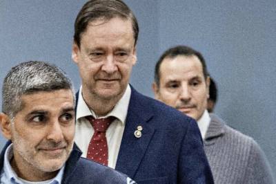 «Meningsløst kontrollbehov»