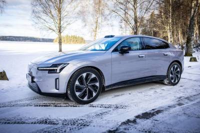 Volvo ES90 er lekker, praktisk og komfortabel