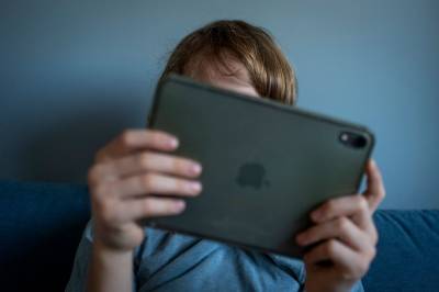 Skjermen bort fra småskolen: Kan bli utvidet til å gjelde eldre elever