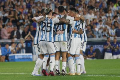 Argentina, Mexico og Den afrikanske konføderasjonen støtter FIFA-president Gianni Infantino