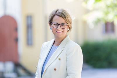 På tide å skrote kinoforbudet fra 1700-tallet!