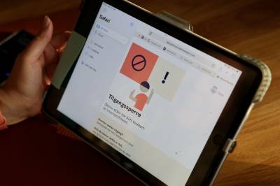 Kunnskapsministeren om skole­nett­brettene: – Uholdbart