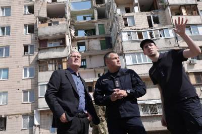 Starmer lovet støtte til ukrainsk flykjøp under avskjedsbesøket i Kyiv