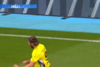 Arber Zeneli med mål mot Malmö