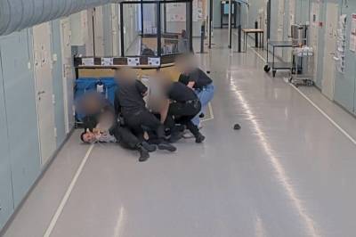 Slik forklarer de at slagene ikke var med i videoen