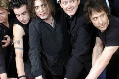 The Cure-gitaristen (65) er død