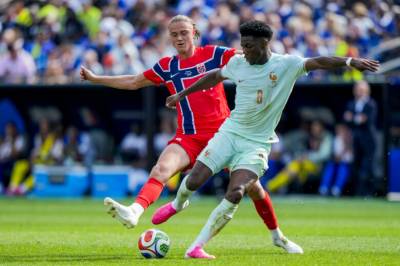 Åpner for stjernesalg til Manchester United