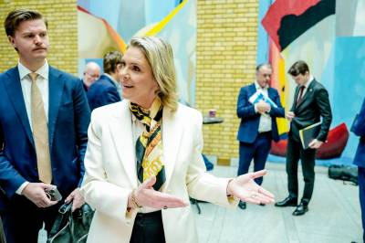 Listhaug kaller Søreide naiv