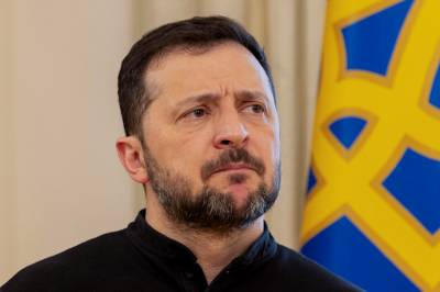 Zelen­skyj åpner for folke­avstem­ning om terri­torier