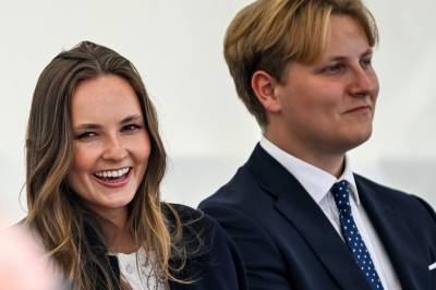 Prinsesse Ingrid Alexandra og prins Sverre Magnus reiser til VM i USA
