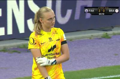 Sunniva Skoglund med selvmål for Austria Wien (W)