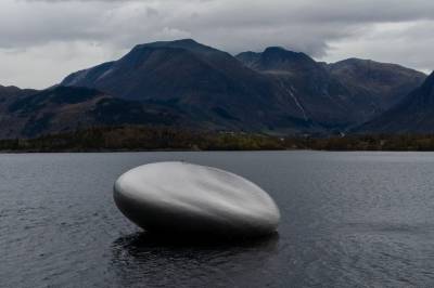 Restaurant stenger og permitterer 13