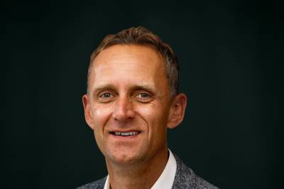 Konkurransen om tilflyttere avgjør Haldens fremtid – ikke nedleggelser av velfungerende barneskoler