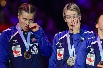 Lunde i tårer etter VM-triumfen – se jubelbildene