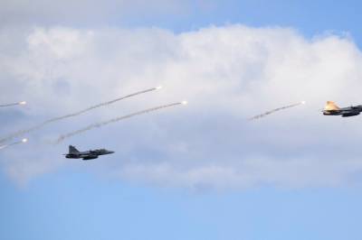 Medier: Svenske kampfly til Ukraina