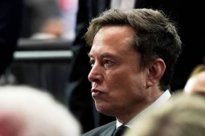 Frankrike mistenker Elon Musk for å oppmuntre til deepfakes