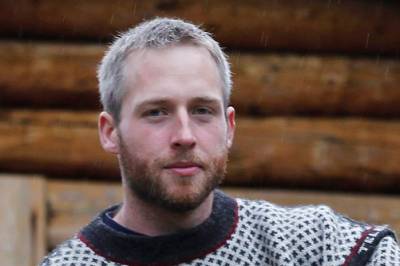 «Farmen»-Andreas dømt til ett år og to måneder for mishandling
