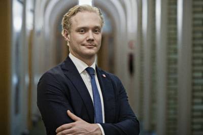 PST starter etterforskning