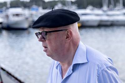 Lakse­milliardæren ville bla opp 40 millioner. Nå har Tysnes snudd.