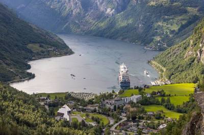 900.000 besøker Geiranger – mener turistskatten treffer feil
