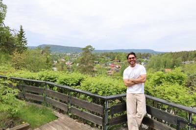 Da Jan Thomas tok ut øreproppen på flyet, skjønte han at noe var galt