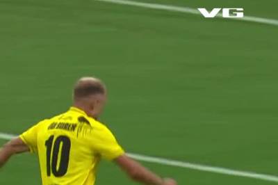 0-1: Mick van Buren