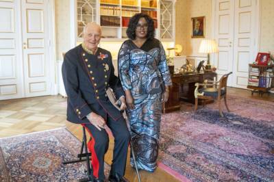 Her er kongen tilbake i jobb