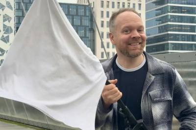 width=device-width, initial-scale=1