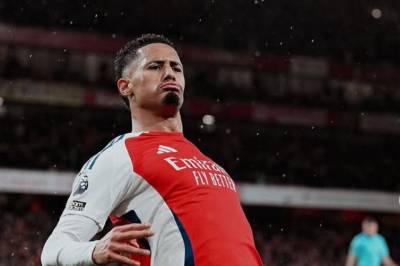 William Saliba ute i en «lang periode» etter ryggskade under VM for Frankrike