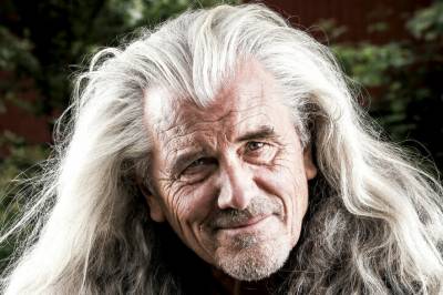 Gift i mai - skilt i juli