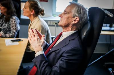 Nordmenn trygler om hjelp til hjemreise: Støre satser fortsatt på rutefly