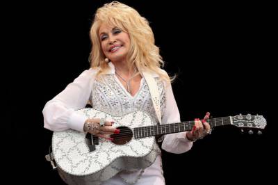 Gjør 25. september til Dolly Parton-dag