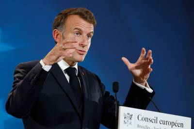 Macron innfører midlertidig forbud mot demonstrasjoner uten fagforeninger