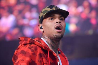 Artisten Chris Brown varetektsfengslet i Manchester