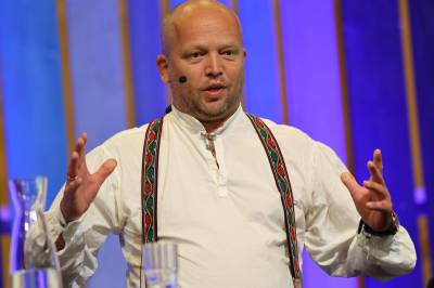 Den store frykten i Akersgata er at det skal bli vanskeligere å legge ned distriktsskoler