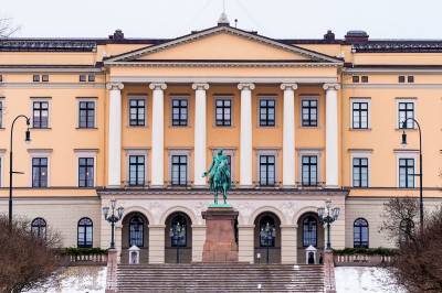 Fant ukjent tegning på Slottet av kvinne med barn